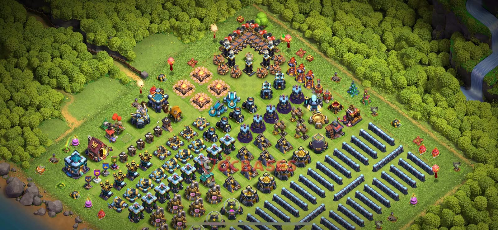 TH13 War Layout 22 -  base layout with copy link for Clash of Clans 2026